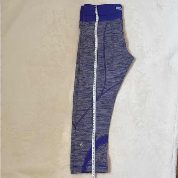 Lululemon capris - Picture 7 of 8